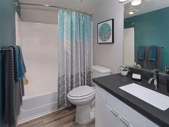 Modern 1-Bedroom Apartment in Prime Hollywood Location