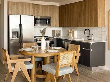 Modern Downtown Miami Apartment with Stunning City Views
