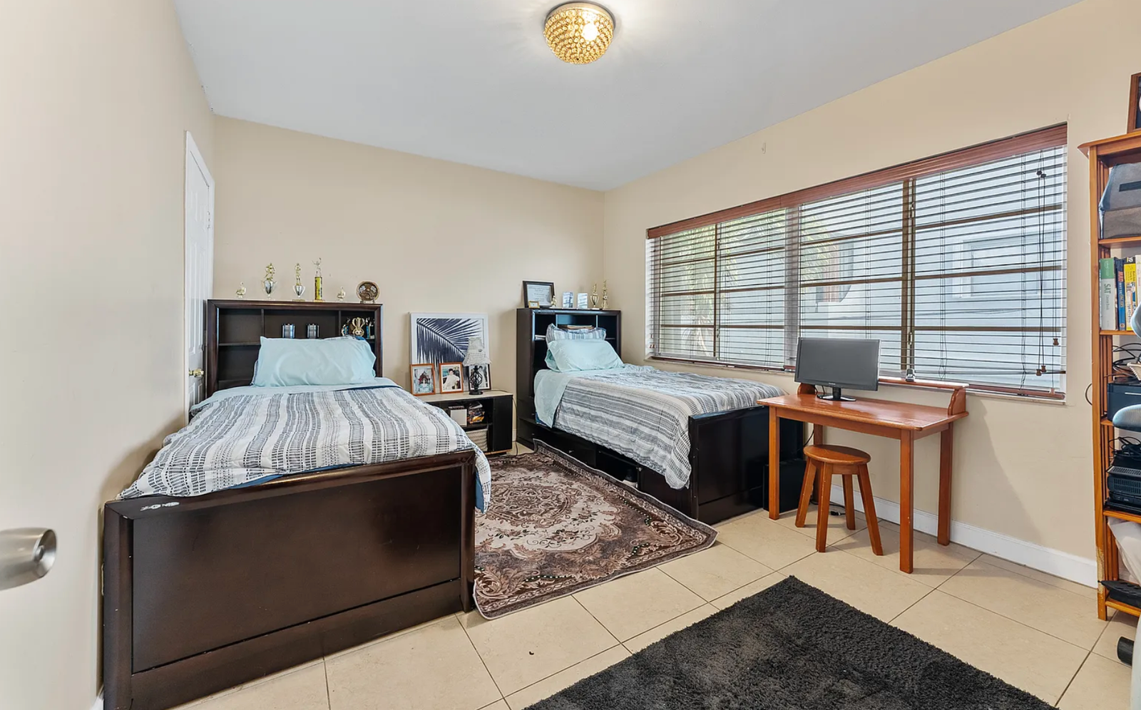 Newly Renovated 2-Bedroom Condo for Rent