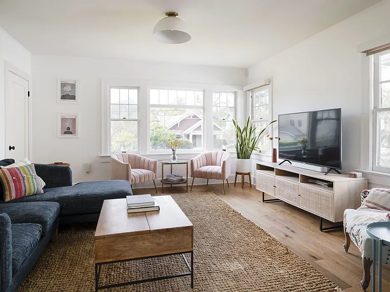 Rental in Prime Los Angeles Location