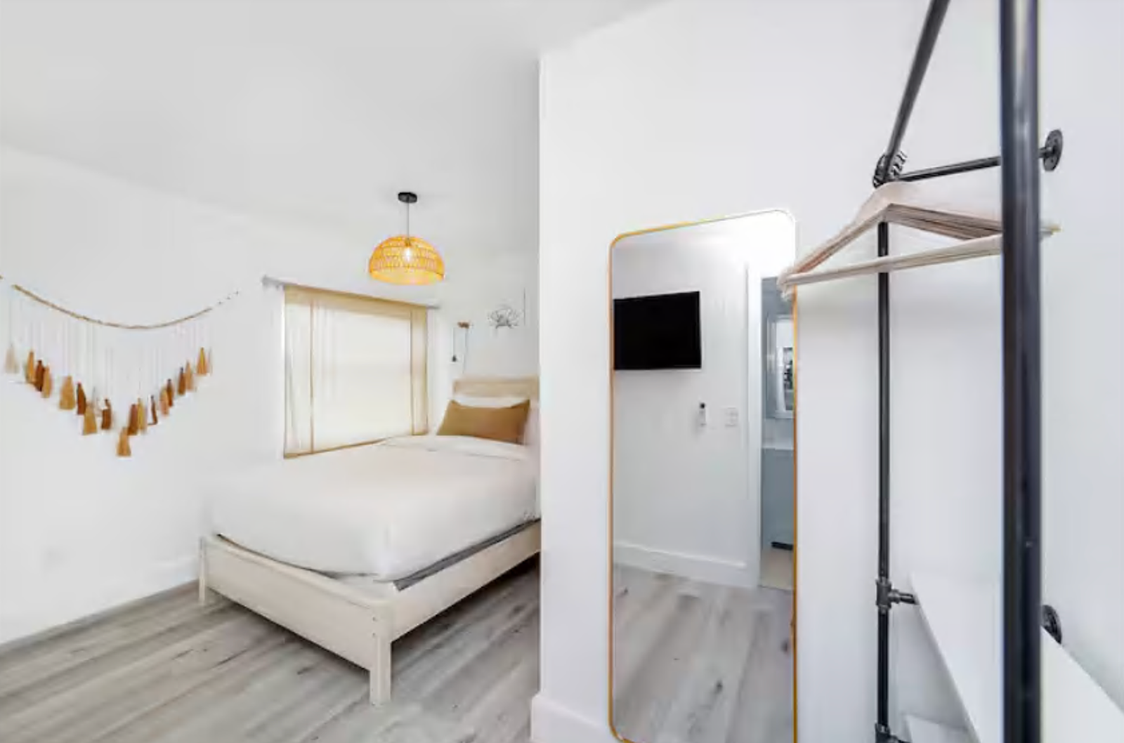 Cozy 1 Bed / 1 Bath Private Unit – Miami Beach