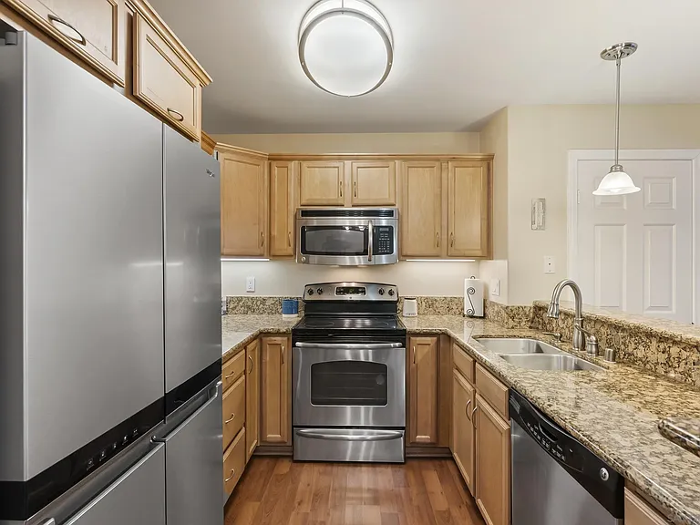 Flexible Living in a Prime Location
