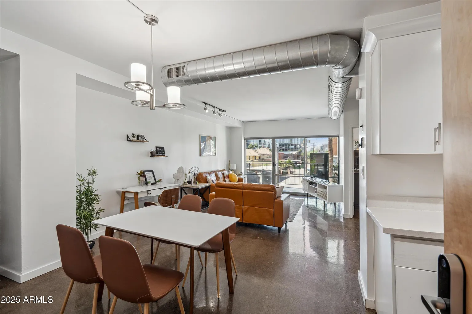 Welcome to this stylish 1-bedroom, 1-bathroom condo 