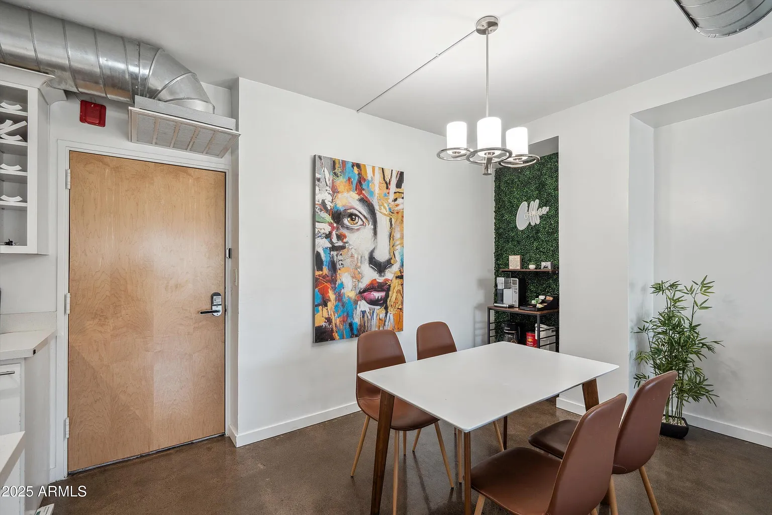 Welcome to this stylish 1-bedroom, 1-bathroom condo 