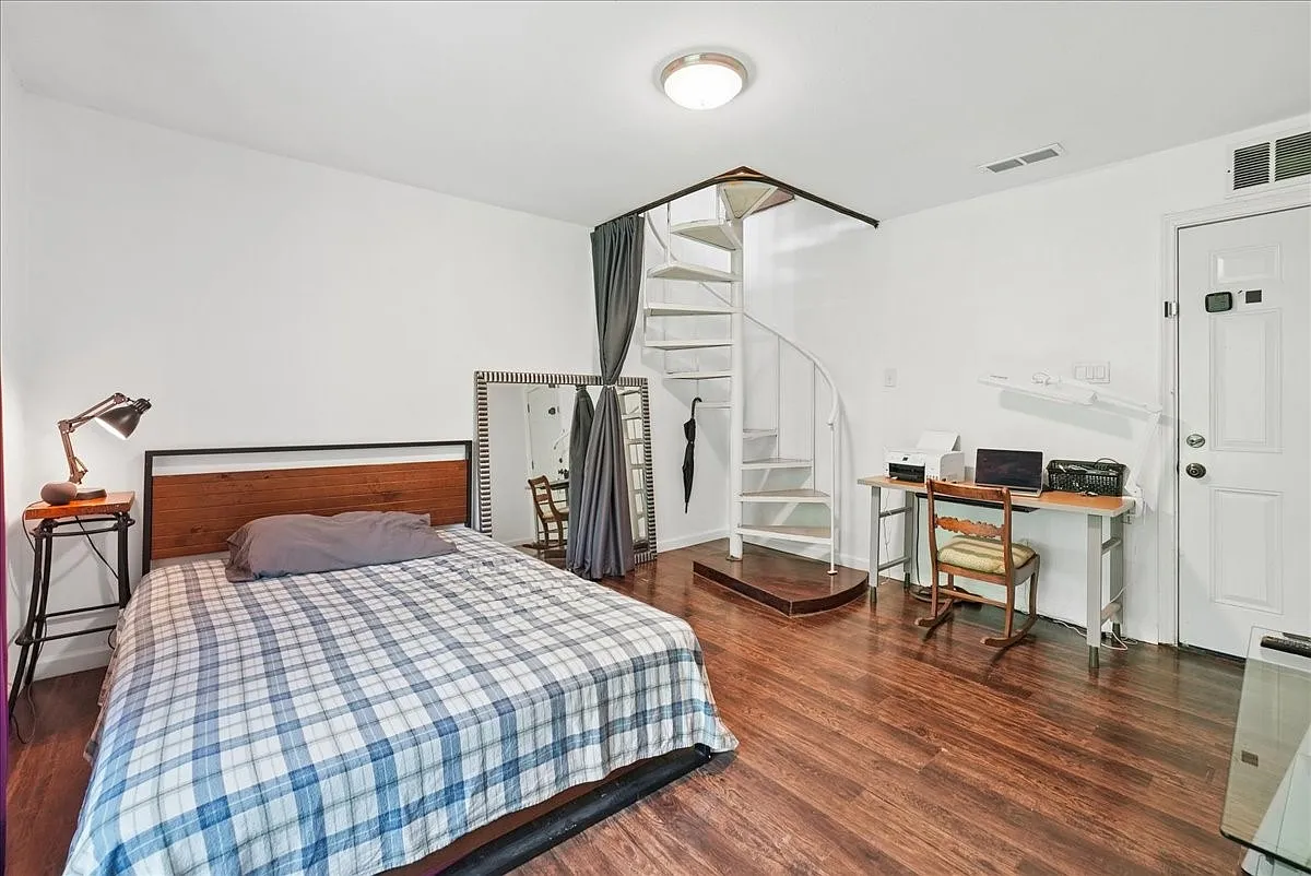 Bright & Comfortable Condo in Prime Dallas Location – Easy City Living