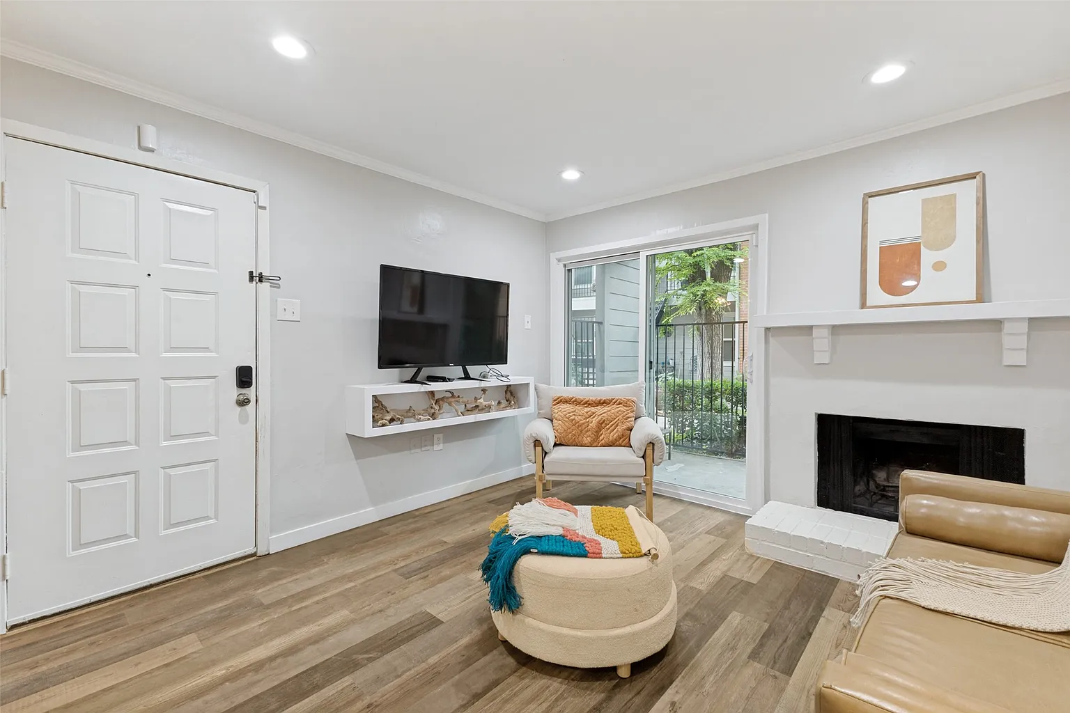 Cozy Condo in Prime Dallas Location – Great Value & Convenience