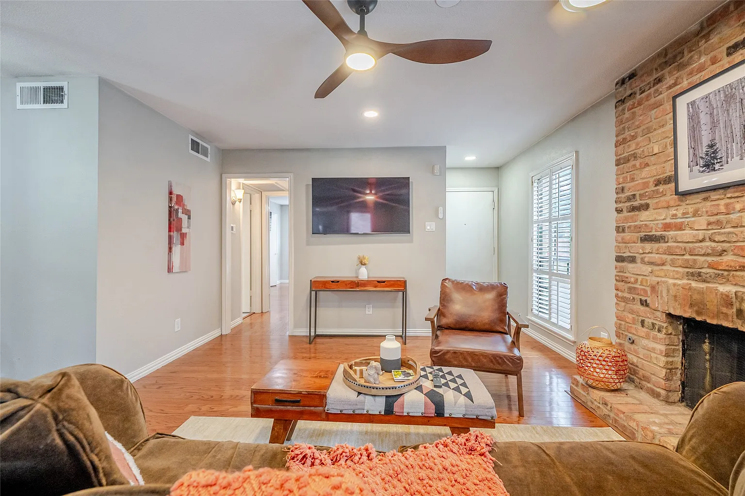 Comfortable Condo in Prime Dallas Location