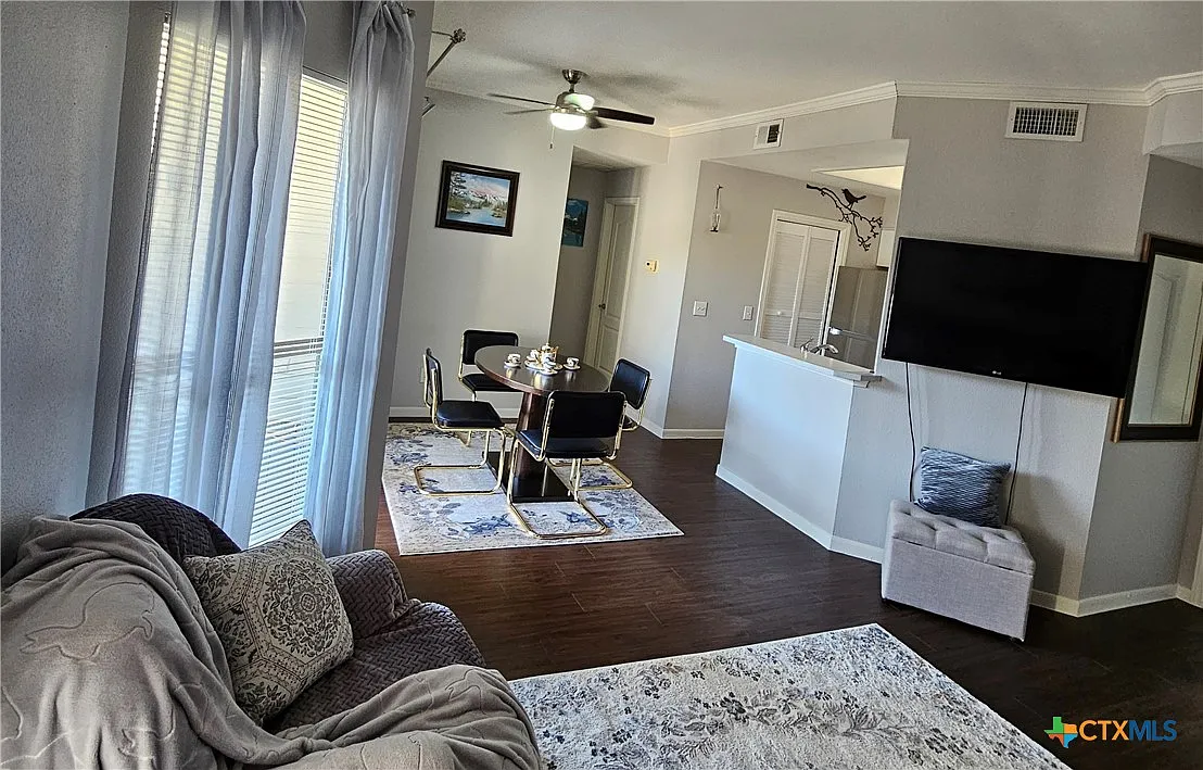 Modern Condo for Rent in Austin – Comfortable Living in a Prime Location