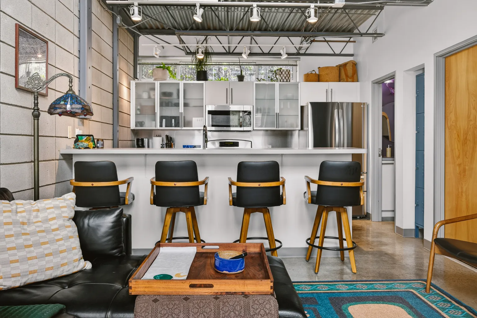 Cozy Condo in Prime South Austin Location – Great Value & Comfort