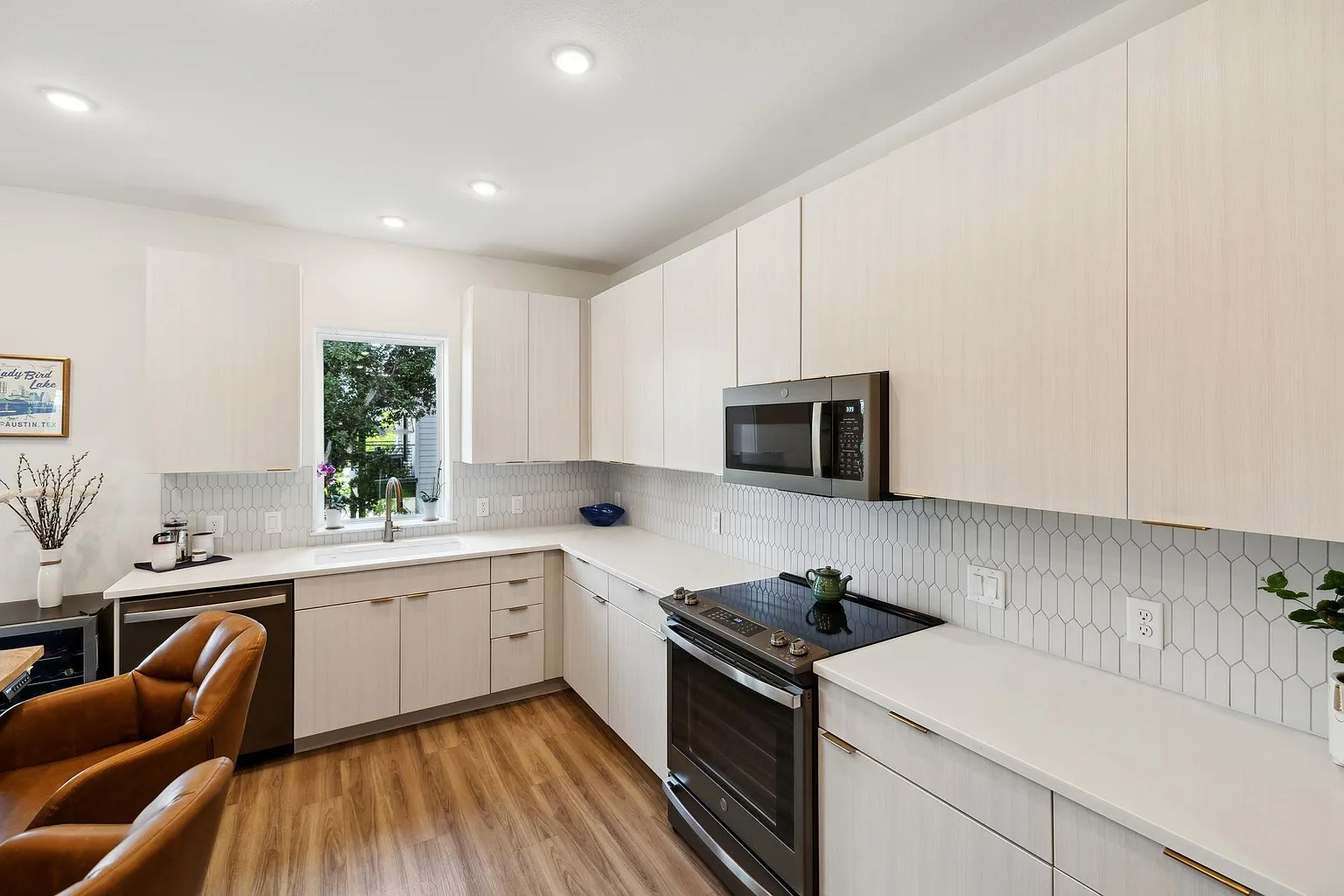 Cozy Condo in South Austin – Prime Location & Easy Living