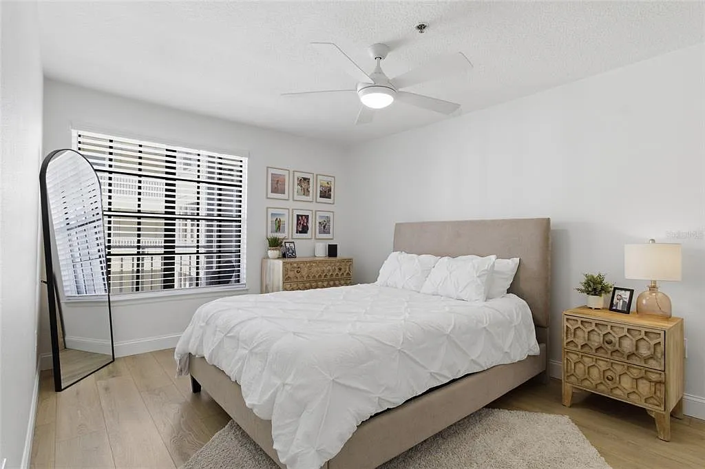 Modern Tampa Condo in Prime South Tampa Location