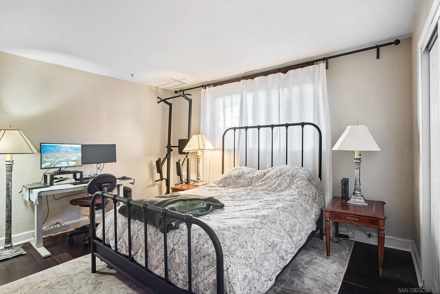 Cozy & Convenient Condo in Prime San Diego Location