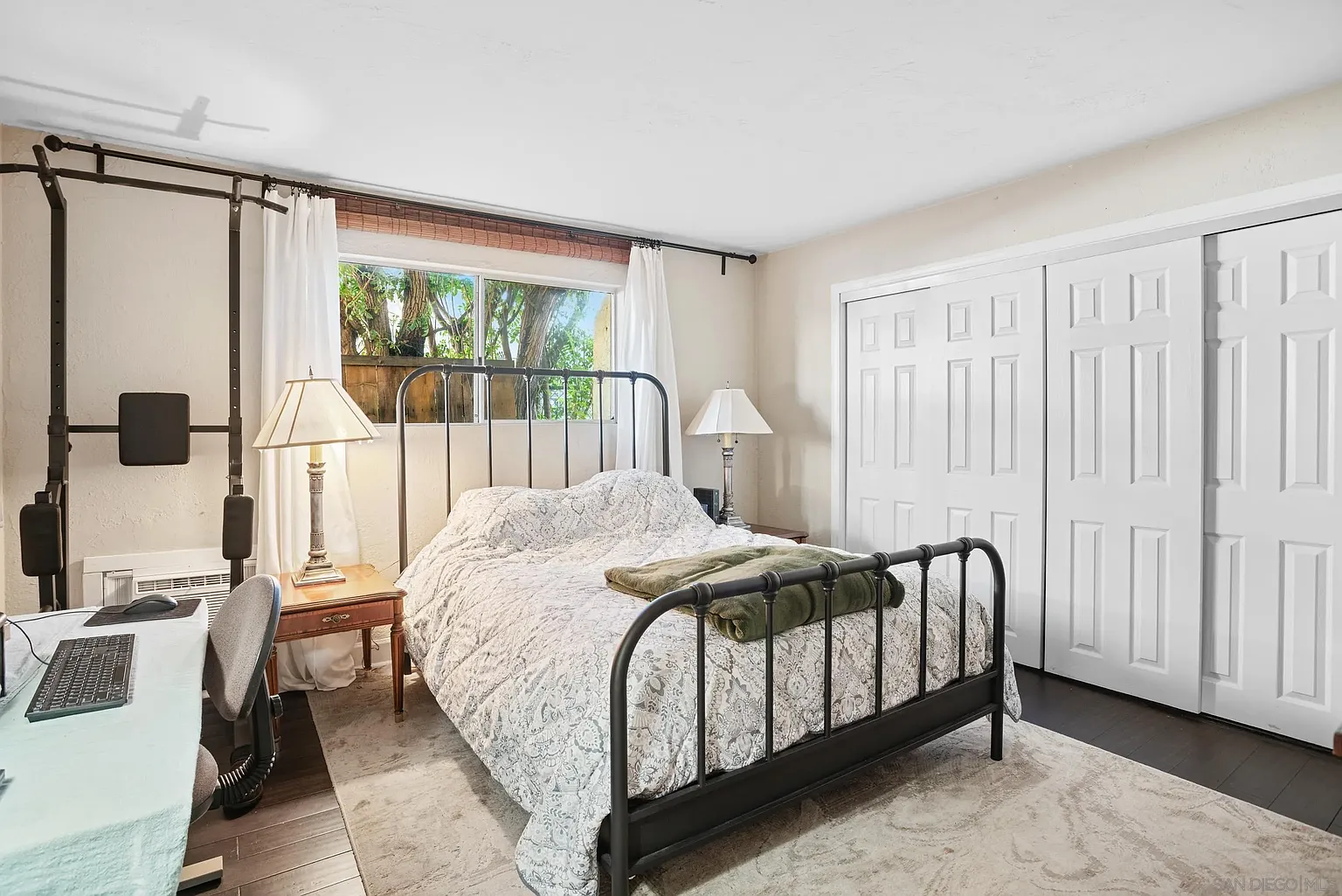 Cozy & Convenient Condo in Prime San Diego Location
