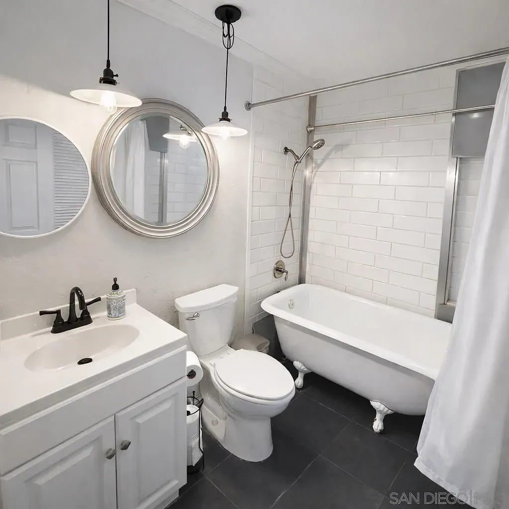 Cozy & Convenient Condo in Prime San Diego Location