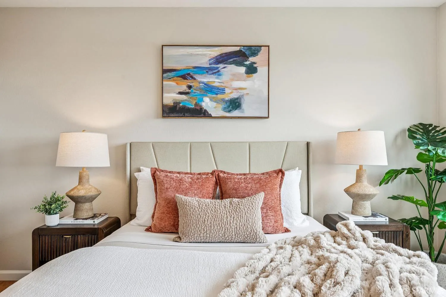 Cozy Coastal Condo for Rent – Great Location Near Ocean & Parks