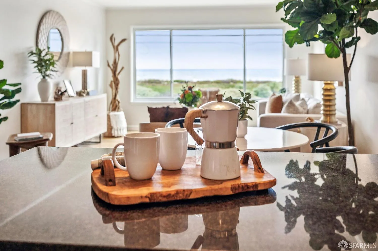 Cozy Coastal Condo for Rent – Great Location Near Ocean & Parks