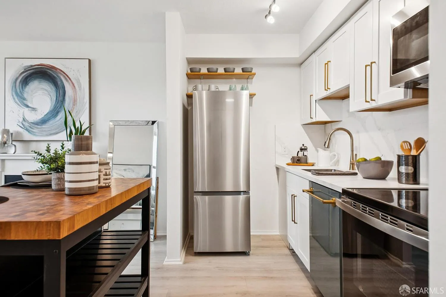 Modern Condo for Rent in Prime San Francisco Location – Comfortable City Living