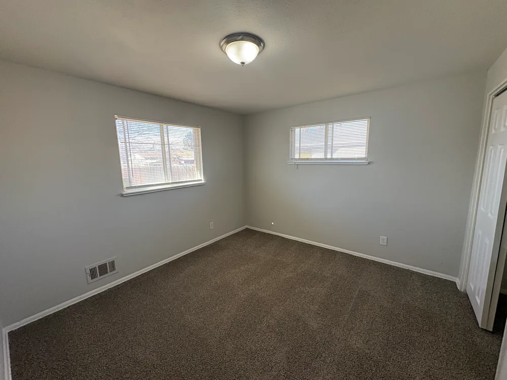 Cozy & Spacious Single Family Home – Flexible Lease Options in Aurora, CO