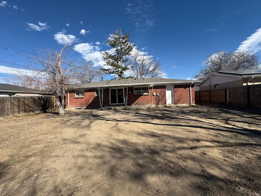 Cozy & Spacious Single Family Home – Flexible Lease Options in Aurora, CO
