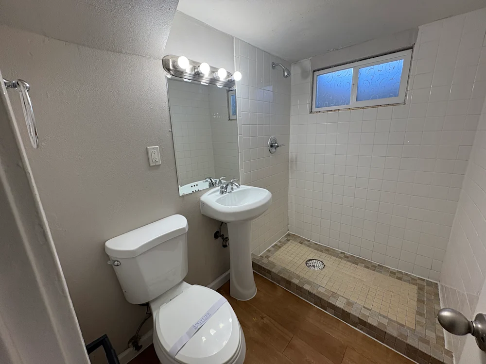 Cozy & Spacious Single Family Home – Flexible Lease Options in Aurora, CO