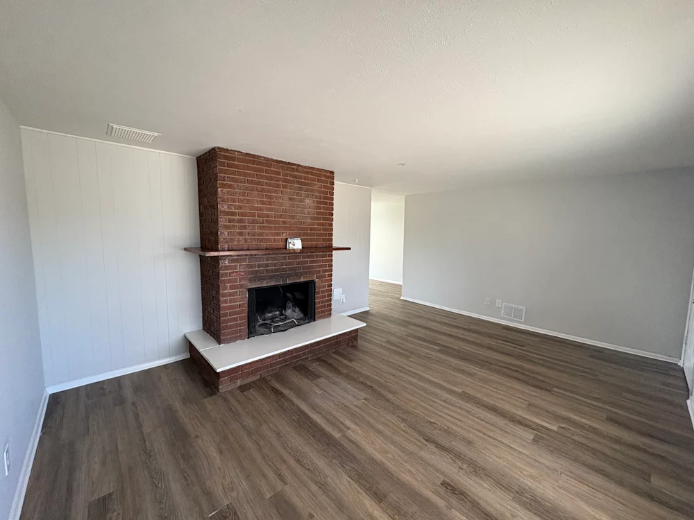 Cozy & Spacious Single Family Home – Flexible Lease Options in Aurora, CO