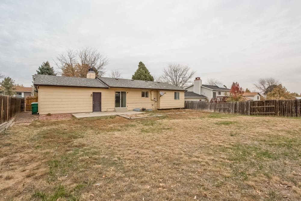 Comfortable Single Family Home in Aurora with Flexible Leasing Options