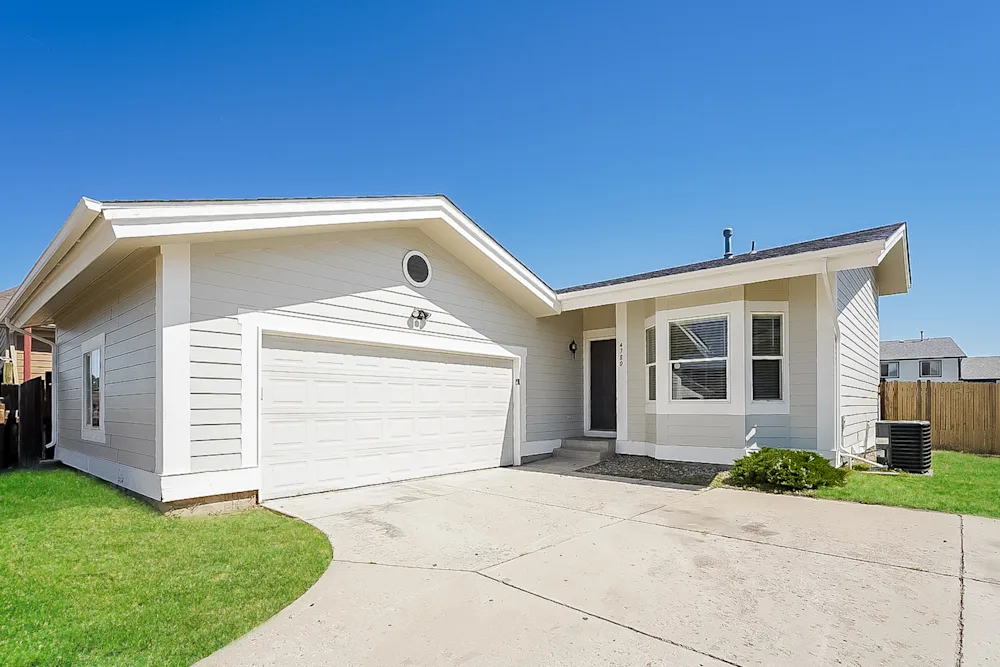 Spacious & Comfortable Home in Denver with Flexible Rental Options