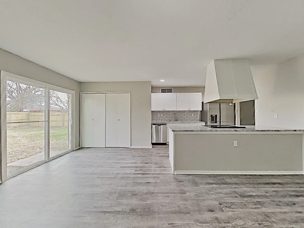 Spacious Single-Family Home in a Quiet Dallas Neighborhood