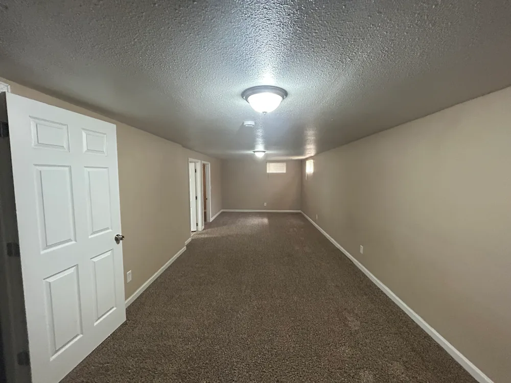 Spacious & Flexible Single-Family Home in Westminster – Great Location, Easy Living