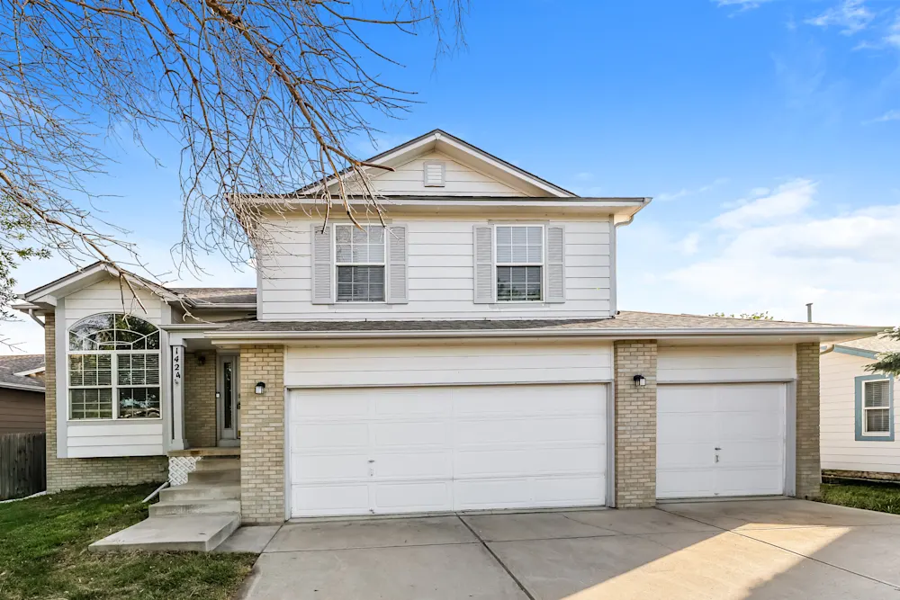 Comfortable 3-Bed Home in Westminster with Flexible Rental Options