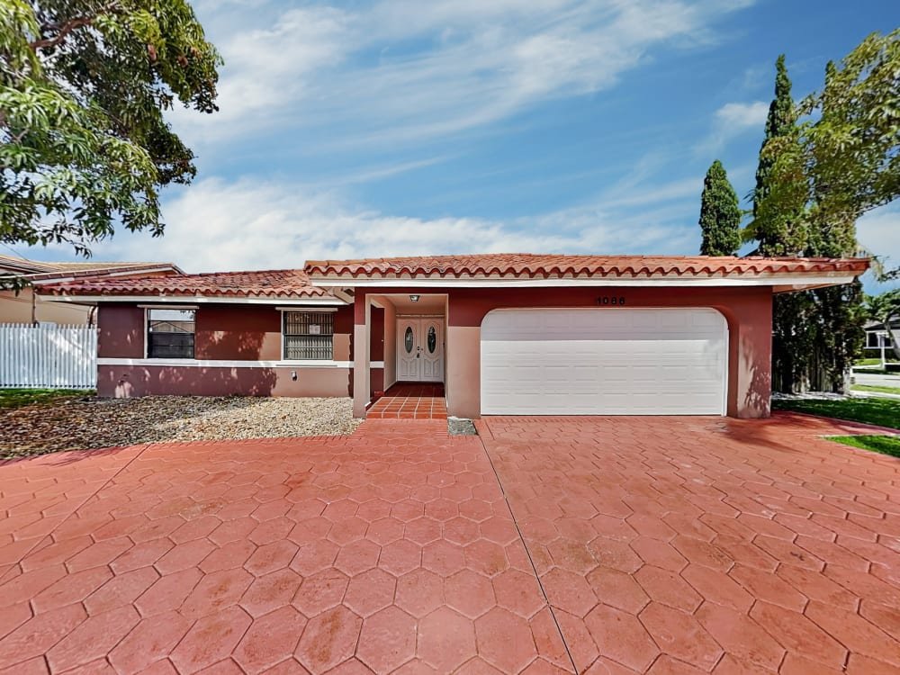 Spacious & Comfortable Home in Prime Miami Location. Ready for Immediate Move-In
